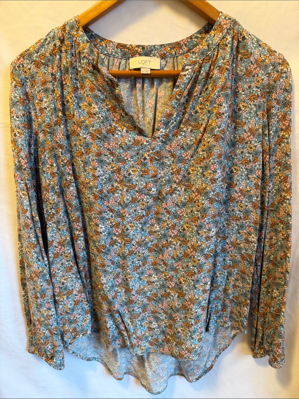 LOFT Blue Floral V-Neck Long Sleeve Blouse